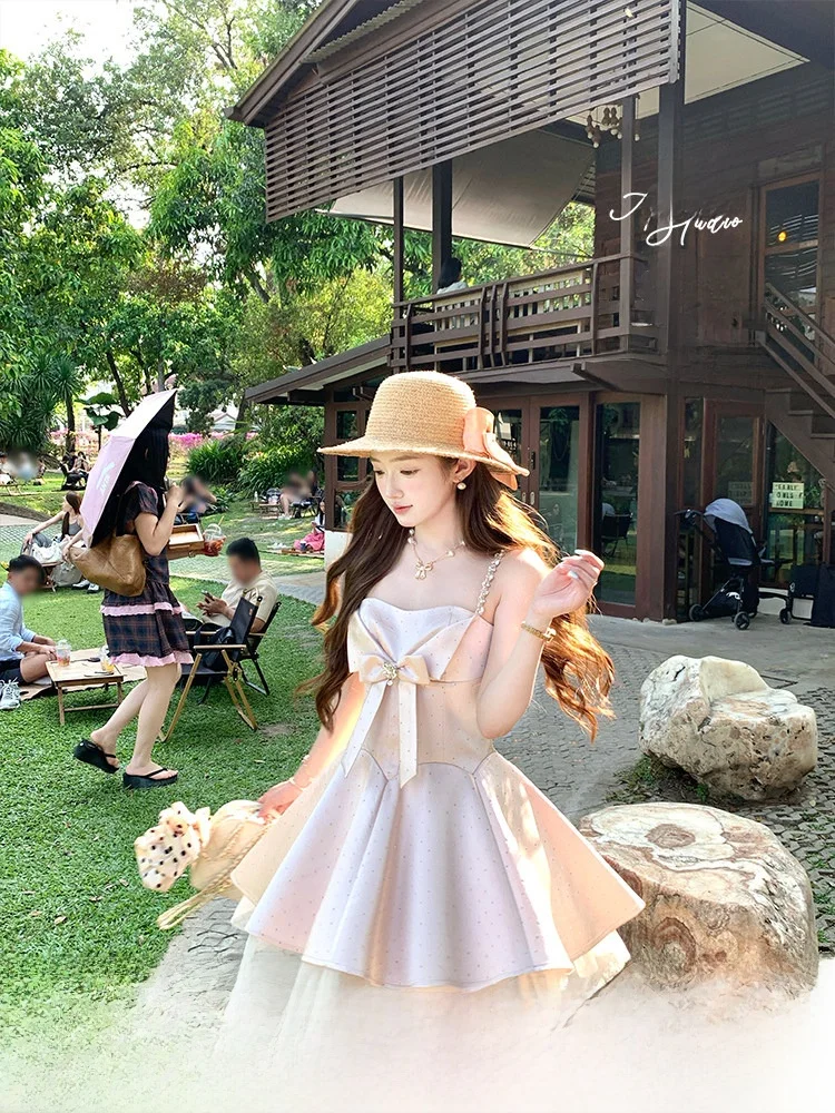 Acaine Sweet Style Sequin Detail Midi Dress Women's Summer Silk Material A-Line Strapless Gown Body Shaping Casual Wear
Acaine Sweet Style Sequin Detail Midi Dress Women's Summer Silk Material A-Line Strapless Gown Body Shaping Casual Wear