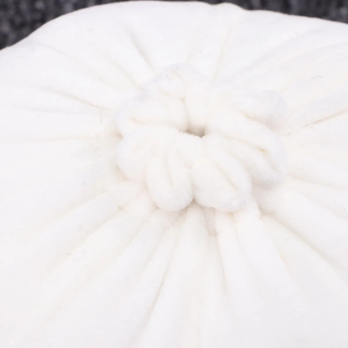 20Cm Sweet Steamed Bun Design Hug Pillow Soft Comfort Cushion for Bed Sofa Chair Car Interior Home Office Decor Gift
20Cm Sweet Steamed Bun Design Hug Pillow Soft Comfort Cushion for Bed Sofa Chair Car Interior Home Office Decor Gift