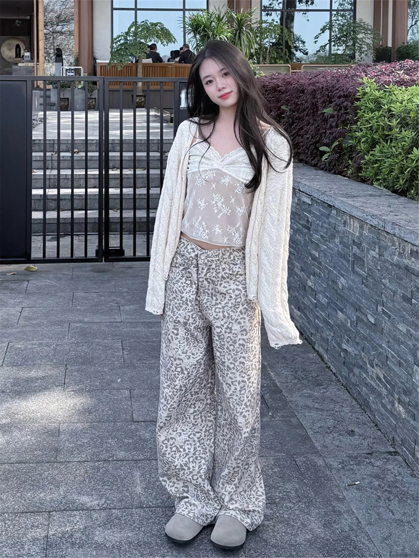 American Street Style Leopard Print Wide Leg Jeans Women's Spring Summer Loose Drapey Slimming Tall Extended Length Denim
American Street Style Leopard Print Wide Leg Jeans Women's Spring Summer Loose Drapey Slimming Tall Extended Length Denim