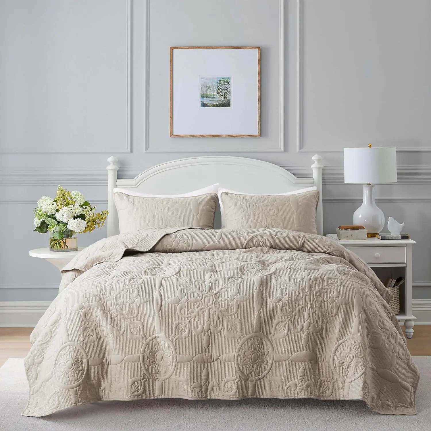 Beige Damask Quilt King Size Bedding Set with Pillow Shams, Lightweight Soft Vintage Bohemian Coverlet for All Seasons
Beige Damask Quilt King Size Bedding Set with Pillow Shams, Lightweight Soft Vintage Bohemian Coverlet for All Seasons