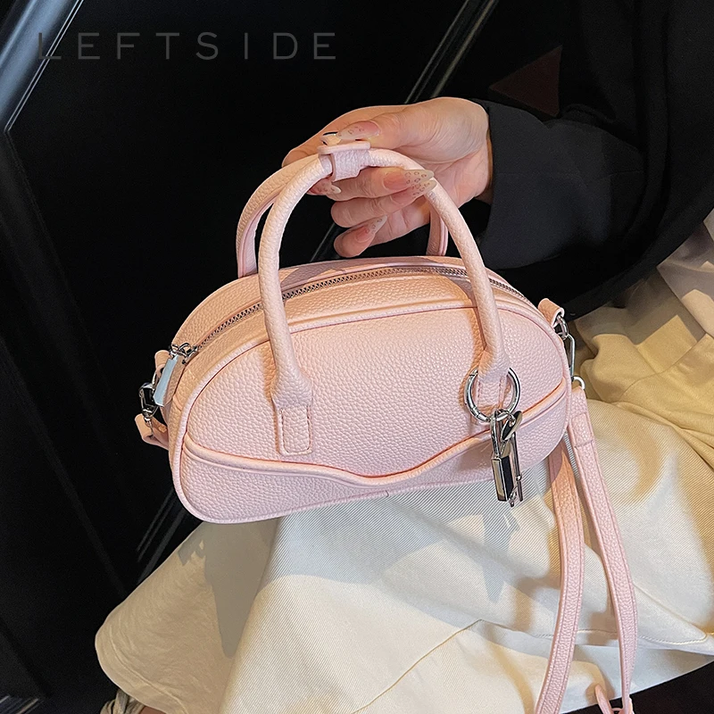 LEFTSIDE Women PU Leather Small Shoulder Bag 2025 New Trend Fashion Simple Short Handle Crossbody Bag Female Handbags and Purses
LEFTSIDE Women PU Leather Small Shoulder Bag 2025 New Trend Fashion Simple Short Handle Crossbody Bag Female Handbags and Purses
