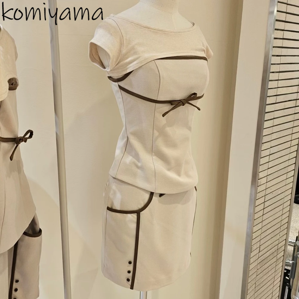 Japan Lace Up Bow Suits Sexy Short Sleeve Hollow Out T-shirt High Waist Bodycon Hit Color Patchwork Skirt Spicy Girl Sets
Japan Lace Up Bow Suits Sexy Short Sleeve Hollow Out T-shirt High Waist Bodycon Hit Color Patchwork Skirt Spicy Girl Sets
