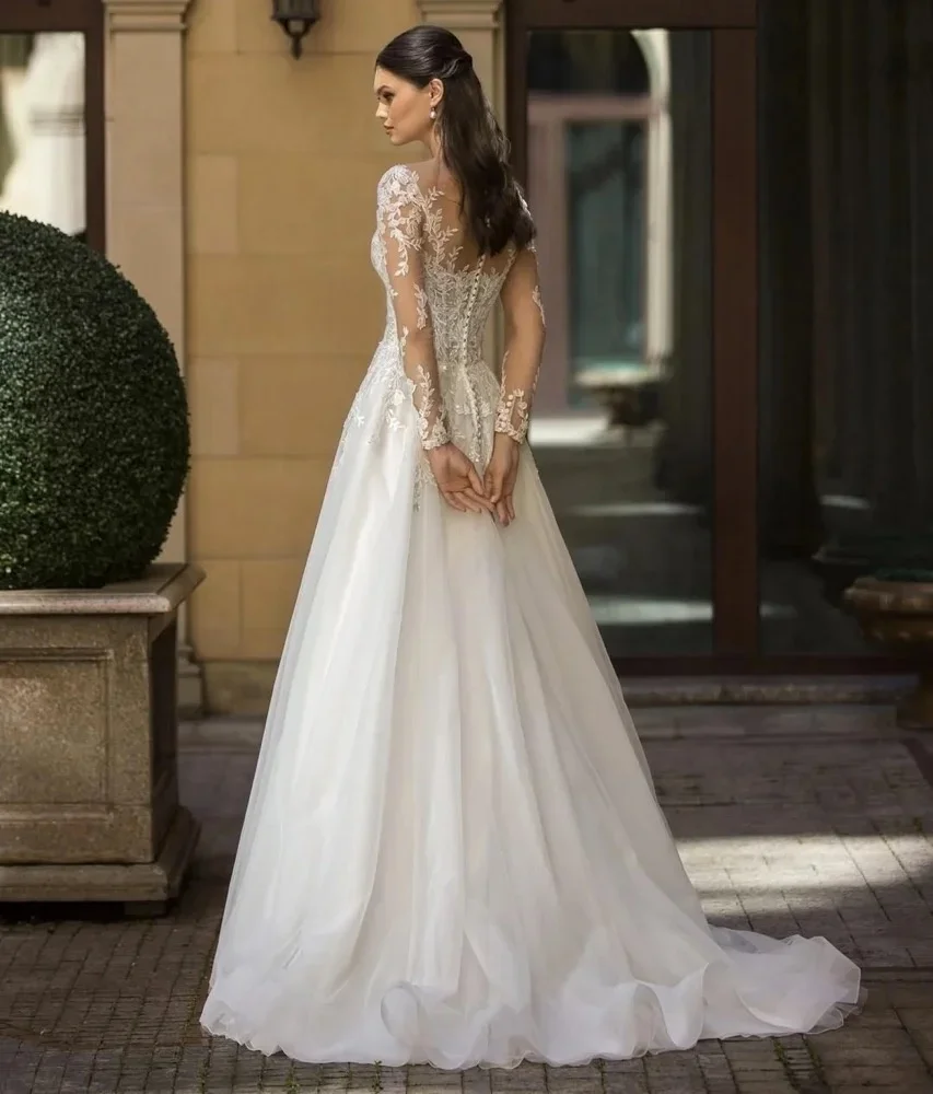 Vintage A-line Wedding Dreses Sheer Illusion Long Sleeve Lace Applique Tulle Sweep Train Bridal Gown Bride Dress Customized
Vintage A-line Wedding Dreses Sheer Illusion Long Sleeve Lace Applique Tulle Sweep Train Bridal Gown Bride Dress Customized