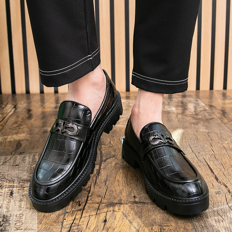 Men Loafers with PU Thick Sole for Increased Height Fashionable and Casual Stone Patterned Business and Formal Men Shoes
Men Loafers with PU Thick Sole for Increased Height Fashionable and Casual Stone Patterned Business and Formal Men Shoes