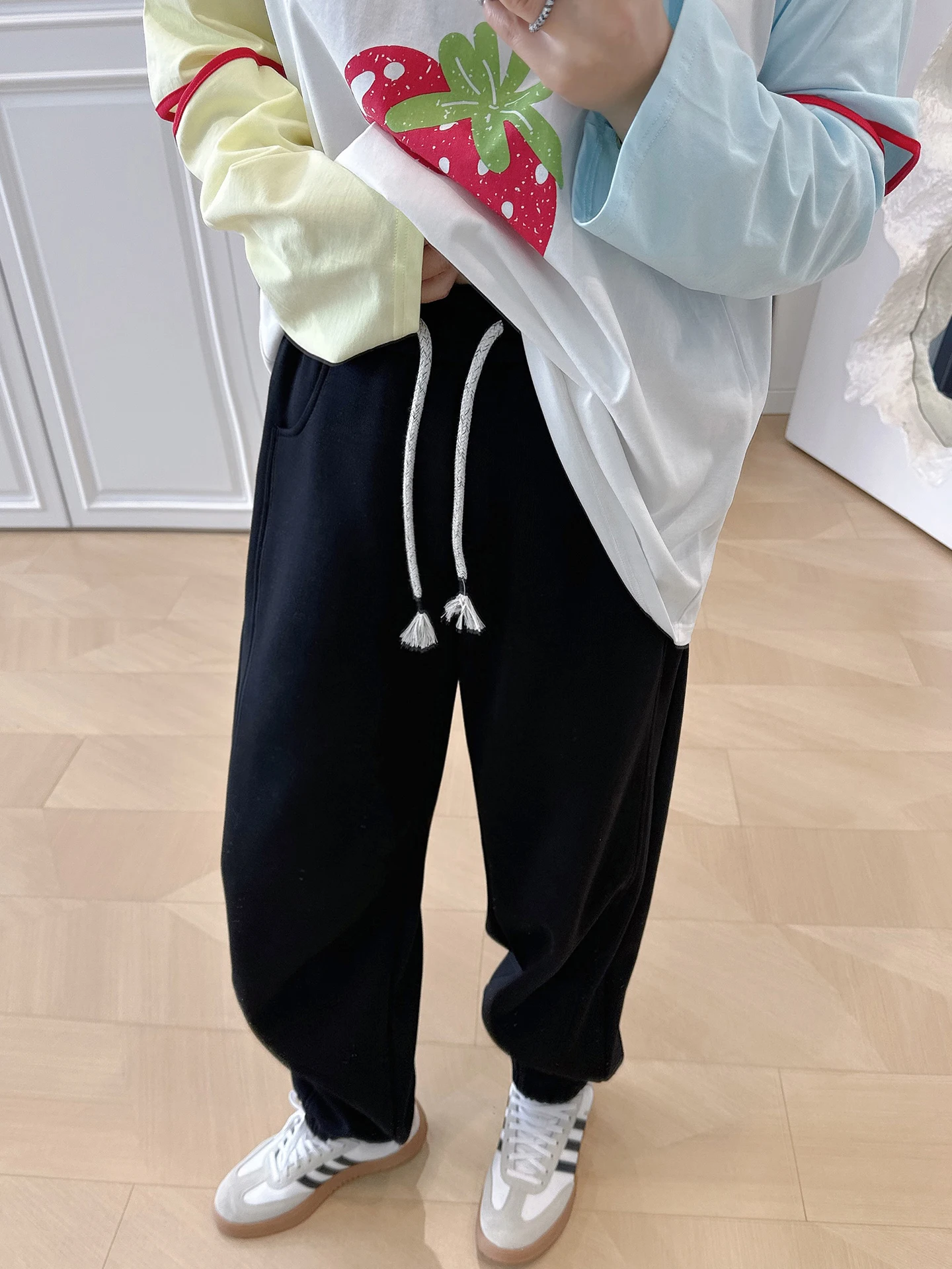 High Waist Loose Fit Casual Pants for plus Size Women Dstring Trousers Spor Sweatpants Versatile Comfortable plus Size
High Waist Loose Fit Casual Pants for plus Size Women Dstring Trousers Spor Sweatpants Versatile Comfortable plus Size
