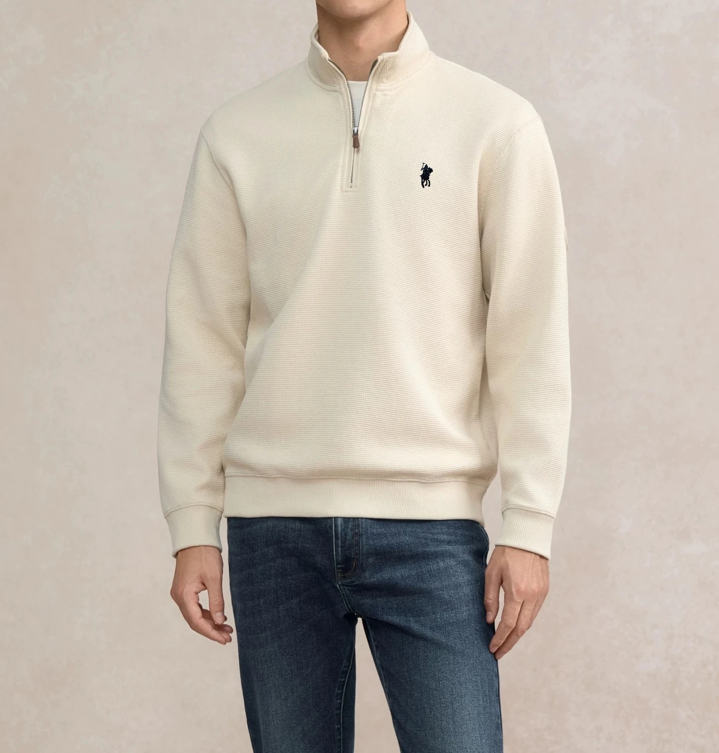 High quality velvet zipper stand up collar sweater men's winter trend designer luxury brand Paul embroidery warm knit pullover
High quality velvet zipper stand up collar sweater men's winter trend designer luxury brand Paul embroidery warm knit pullover