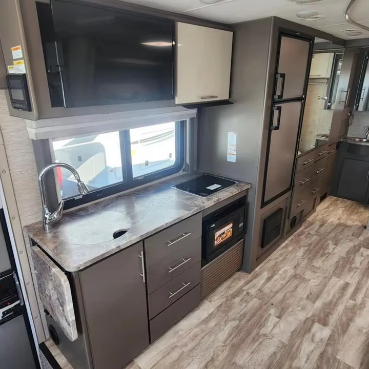 Multifunctional Prefabricated RV Aluminum Combination Cabinet Lightweight RV Furniture Kitchen Cabinet for caravan Camper
Multifunctional Prefabricated RV Aluminum Combination Cabinet Lightweight RV Furniture Kitchen Cabinet for caravan Camper