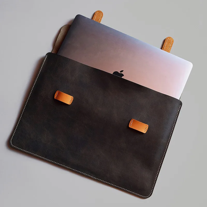Чехол для ноутбука ручной работы из натуральной кожи для Macbook 13/14/15/16 дюймов, винтажный офисный Органайзер из натуральной воловьей кожи для файлов формата А4
Чехол для ноутбука ручной работы из натуральной кожи для Macbook 13/14/15/16 дюймов, винтажный офисный Органайзер из натуральной воловьей кожи для файлов формата А4