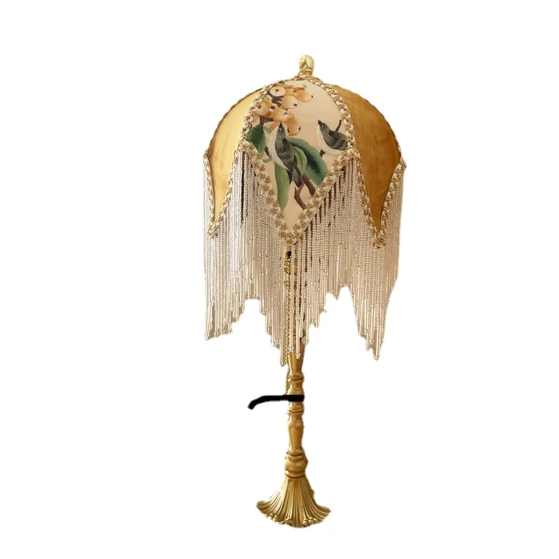 Embroidered Retro Style Living Room Bedroom Bedside Atmosphere Decoration French Retro Table Lamp
Embroidered Retro Style Living Room Bedroom Bedside Atmosphere Decoration French Retro Table Lamp