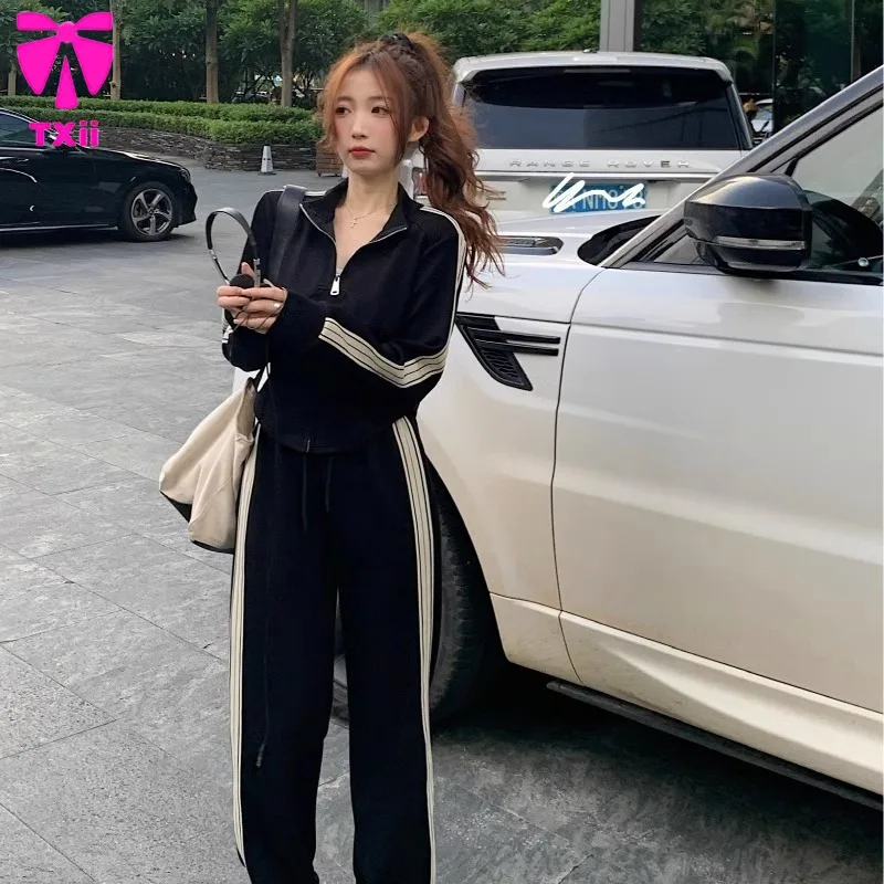 2024 new sportswear women's long pants set casual sportswear long sleeved zipper sportswear women's two-piece set
2024 new sportswear women's long pants set casual sportswear long sleeved zipper sportswear women's two-piece set