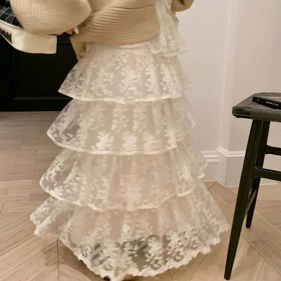 Wedbleser Fairy Like Lace Midi Skirt Female A-line Spring Autumn High Waisted Fluffy Cake Long Skirts
Wedbleser Fairy Like Lace Midi Skirt Female A-line Spring Autumn High Waisted Fluffy Cake Long Skirts