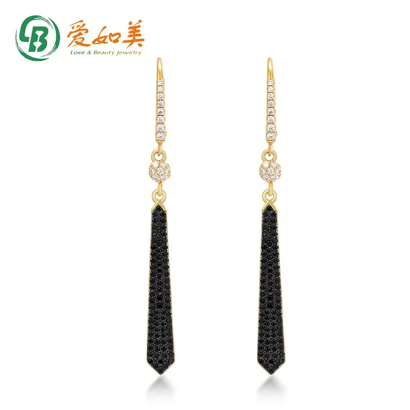 Новые длинные стильные темпераментные серьги с кисточками, золото 18 карат, платиновое посеребрение PT950, 7-слойные золотые, черные серьги
Новые длинные стильные темпераментные серьги с кисточками, золото 18 карат, платиновое посеребрение PT950, 7-слойные золотые, черные серьги