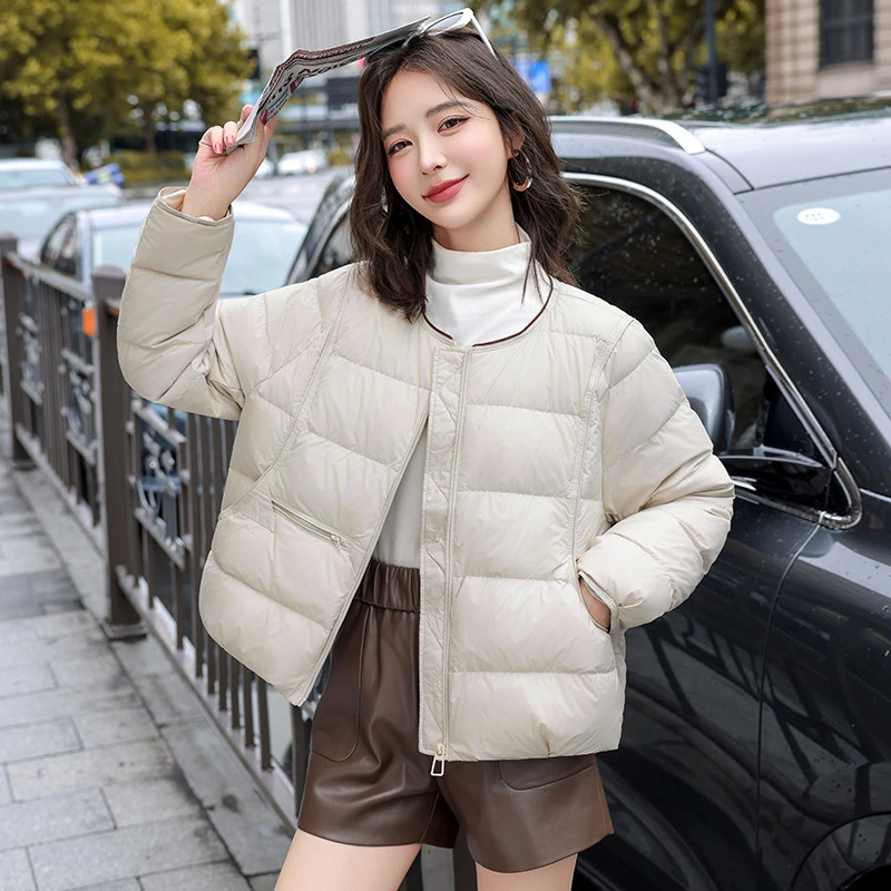 Light Short Simple Solid Down Cotton Padded Jacket 2025 New Women's Round Neck Loose Thick Warm Korean Autumn Winter Coats Trend
Light Short Simple Solid Down Cotton Padded Jacket 2025 New Women's Round Neck Loose Thick Warm Korean Autumn Winter Coats Trend