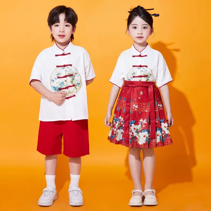 Children's performance clothing, Chinese style horse face skirt, performance clothing, elementary school choir clothing, kinderg
Children's performance clothing, Chinese style horse face skirt, performance clothing, elementary school choir clothing, kinderg