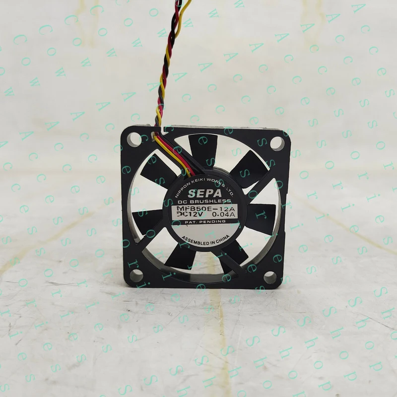 PP+ 1 PCS Fan MFB50E-12A DC 12V 0.04A 5010 5CM 3-wire cooling fan
PP+ 1 PCS Fan MFB50E-12A DC 12V 0.04A 5010 5CM 3-wire cooling fan