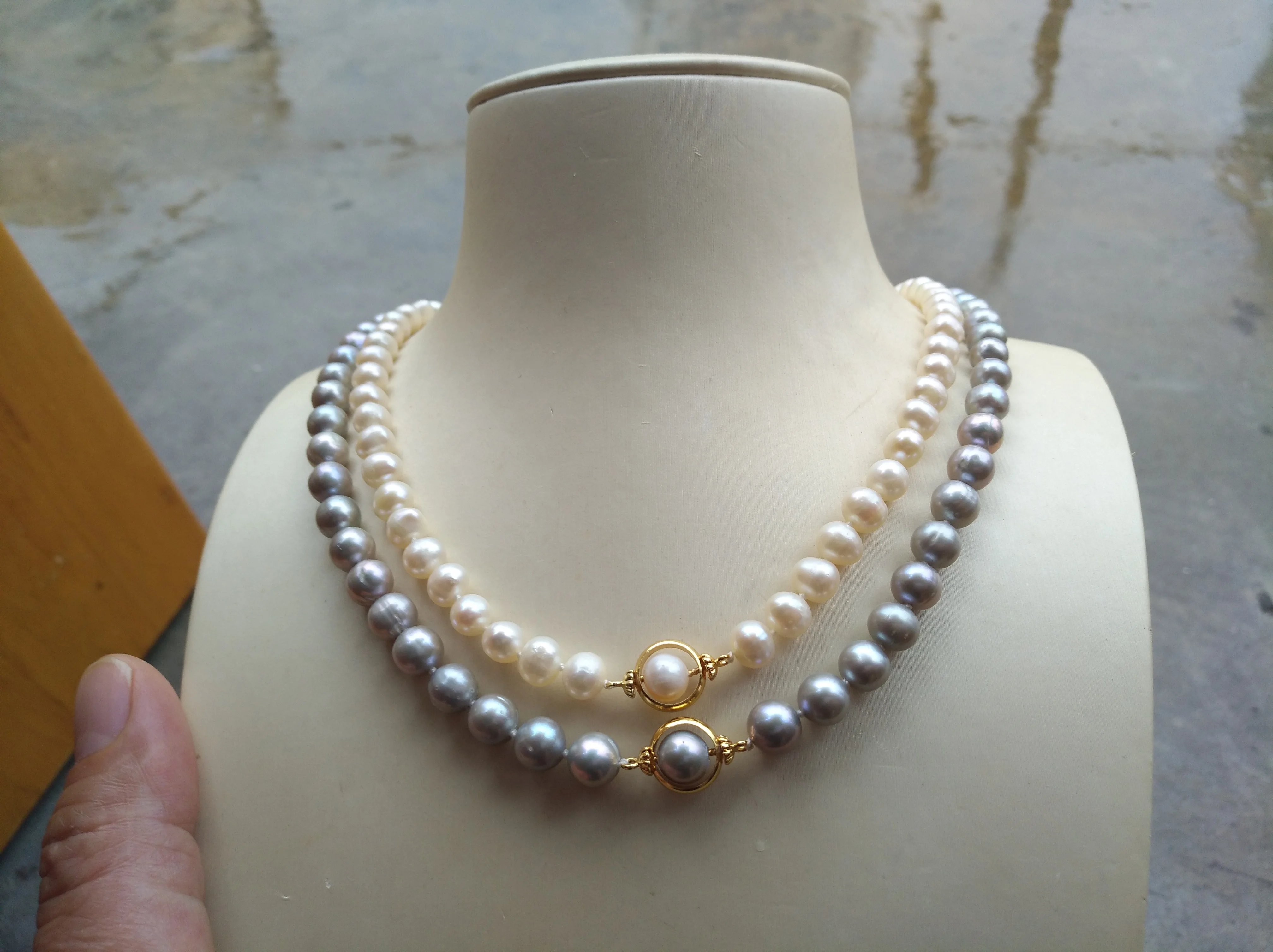 Double Strand AAA+ South Sea Natural Gray White Pearl Necklace Suitable For Any Occasion
Double Strand AAA+ South Sea Natural Gray White Pearl Necklace Suitable For Any Occasion