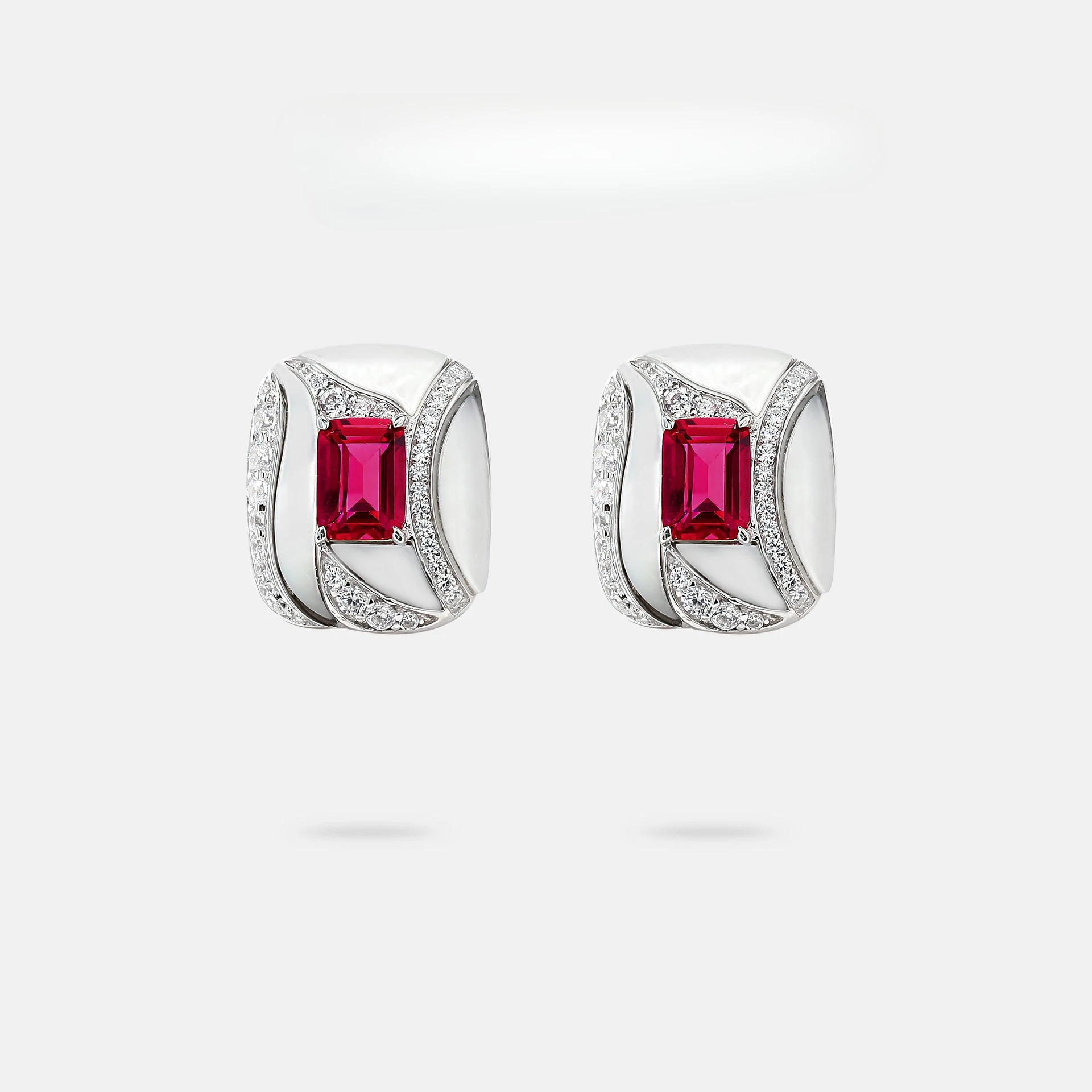 New S925 Pure Silver Earnail Light Luxury Luxury High Carbon Diamond Mother Jewelry Earrings Wedding Jewelry
New S925 Pure Silver Earnail Light Luxury Luxury High Carbon Diamond Mother Jewelry Earrings Wedding Jewelry