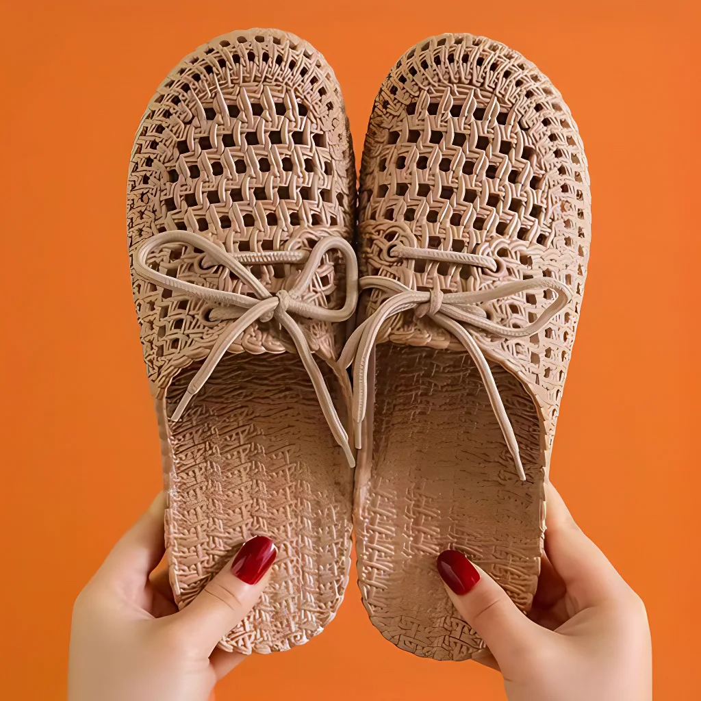 2024 New Baotou Slippers for Women in Summer, Versatile, Trendy, Fashionable, Outerwear, Student Dormitory, Non slip
2024 New Baotou Slippers for Women in Summer, Versatile, Trendy, Fashionable, Outerwear, Student Dormitory, Non slip