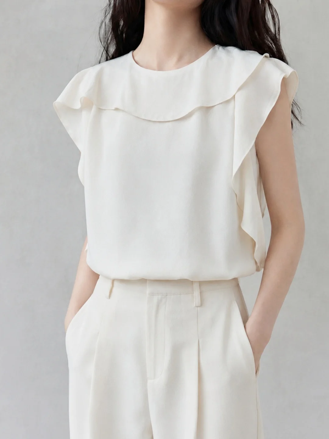 Loose Fit round Neck Short Sleeve T-Shirt Pure Color Design Summer Fashionable Top with Lace Hem Korean Style Casual Wear
Loose Fit round Neck Short Sleeve T-Shirt Pure Color Design Summer Fashionable Top with Lace Hem Korean Style Casual Wear