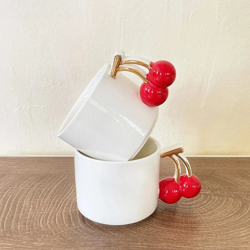 Creative Cherry Handle Mug White Ceramic Cups Dining Table Coffee Mugs Afternoon Tea Teacup Water Cup Fruits Juice Container
Creative Cherry Handle Mug White Ceramic Cups Dining Table Coffee Mugs Afternoon Tea Teacup Water Cup Fruits Juice Container