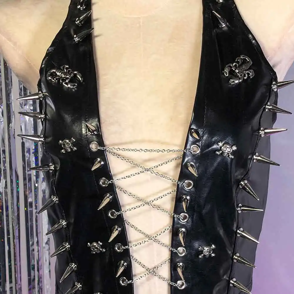 Hand Made Y2K Halter Camisole TOPS Trendy Studded Rivet Punk Rock E-Girls DIY Emo Kawaii Eco 90s Skull Grunge Gothic Tank Goth
Hand Made Y2K Halter Camisole TOPS Trendy Studded Rivet Punk Rock E-Girls DIY Emo Kawaii Eco 90s Skull Grunge Gothic Tank Goth