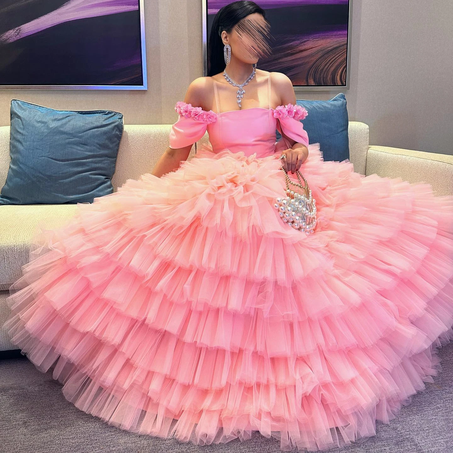 Off The Shoulder 3D Flowers A Line Tiered Tulle Formal Occasion Evening Gowns Vestido De Gala Robes Bal فستان
Off The Shoulder 3D Flowers A Line Tiered Tulle Formal Occasion Evening Gowns Vestido De Gala Robes Bal فستان