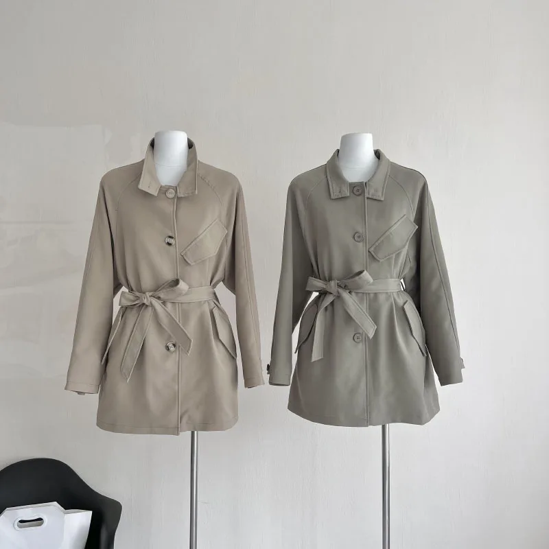 Casual Fall Commuter Lace-up Trench Women's Loose Windbreaker Basic Comfort Trench Women's Aesthetic Coat
Casual Fall Commuter Lace-up Trench Women's Loose Windbreaker Basic Comfort Trench Women's Aesthetic Coat
