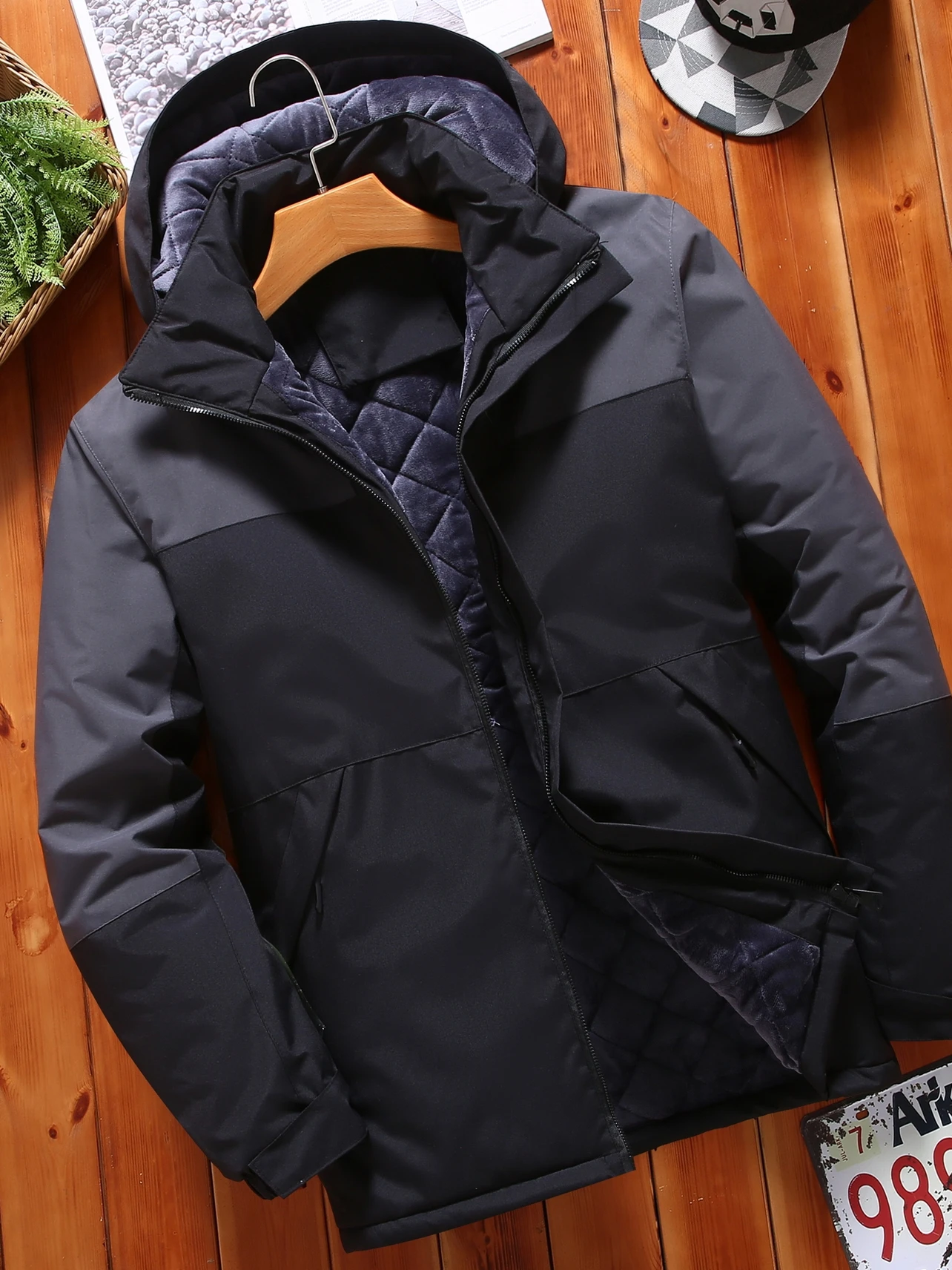 Утепленная мужская хлопковая куртка Thiened Fce: зимняя, водонепроницаемая, ветрозащитная, для мужчин среднего возраста, теплая, свободного кроя, модная, в городском стиле
Утепленная мужская хлопковая куртка Thiened Fce: зимняя, водонепроницаемая, ветрозащитная, для мужчин среднего возраста, теплая, свободного кроя, модная, в городском стиле