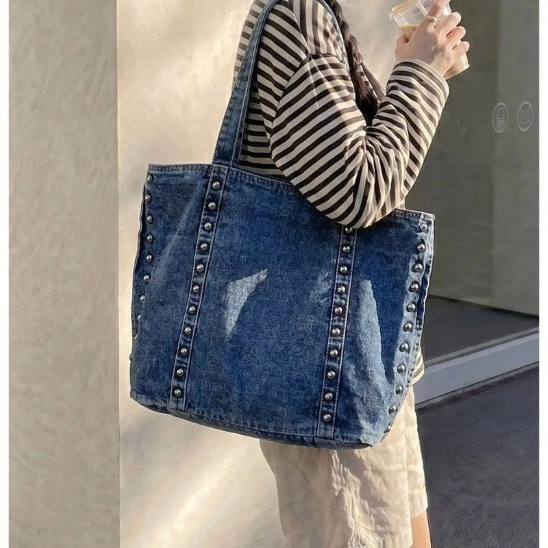 Large Capacity Studded Denim Tote Bag, Casual Daily Carryall for Women, Suitable for Work Commute, School Classes, Shopping
Large Capacity Studded Denim Tote Bag, Casual Daily Carryall for Women, Suitable for Work Commute, School Classes, Shopping