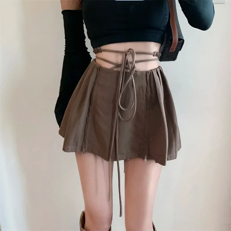2025 Summer High Waist Skirts Womens Sexy Mini Skirts Vintage Bandage Pleated Skirt Korean Tennis Skirts Short Khaki Black
2025 Summer High Waist Skirts Womens Sexy Mini Skirts Vintage Bandage Pleated Skirt Korean Tennis Skirts Short Khaki Black