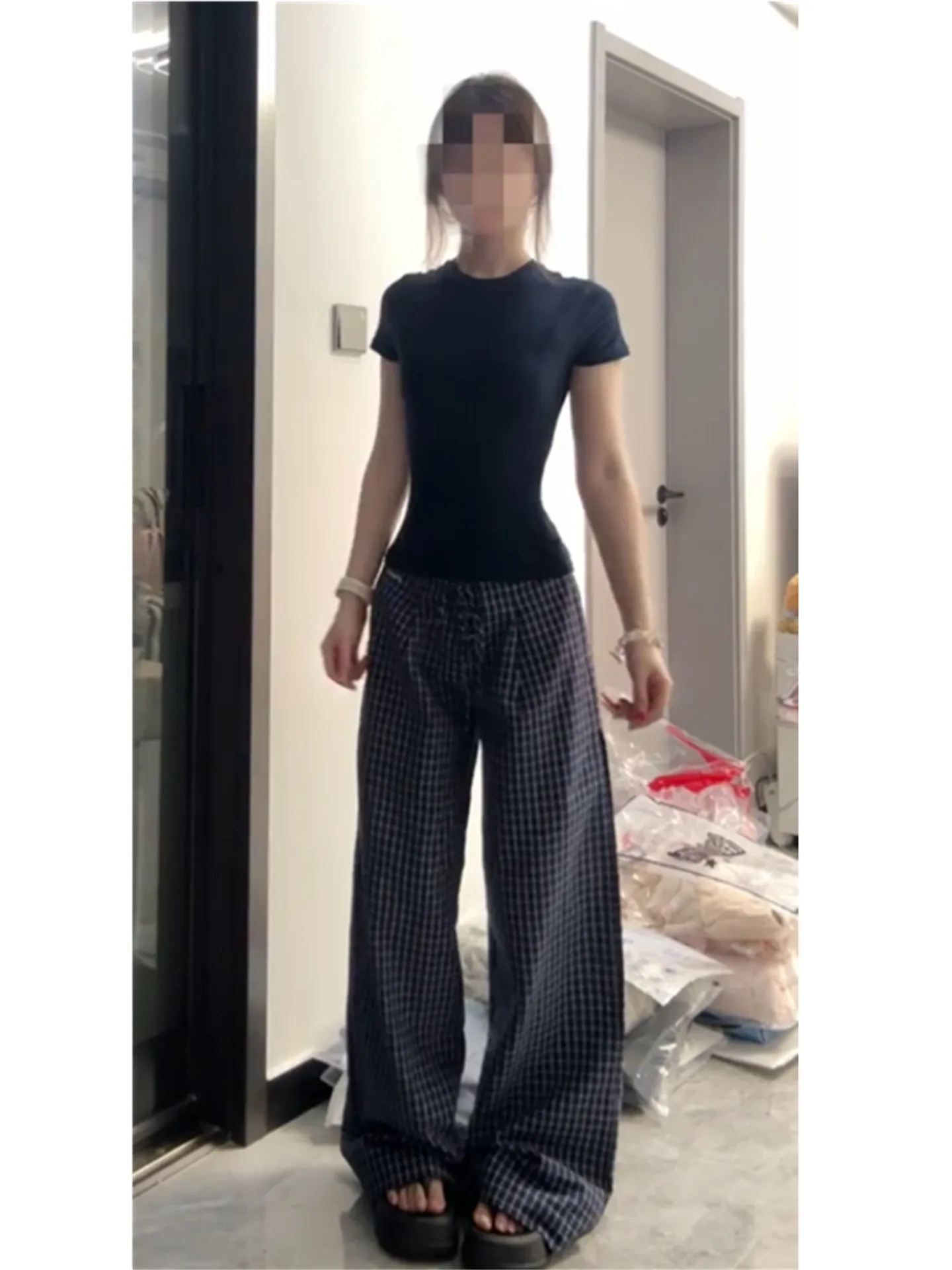 Extended Plaid Casual Pants Women Summer Loose Slimming Lazy Design Wide Leg Straight Cut Trousers Comfortable Loose Fit Cotton
Extended Plaid Casual Pants Women Summer Loose Slimming Lazy Design Wide Leg Straight Cut Trousers Comfortable Loose Fit Cotton