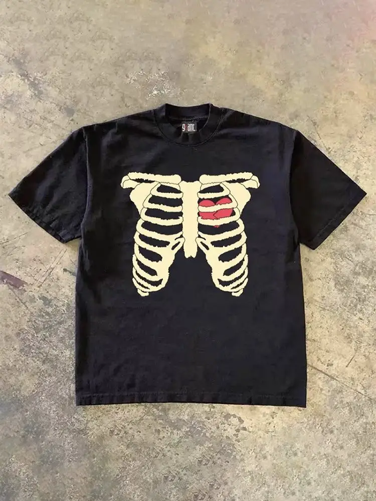 High Street Fashion American Retro Loose Heart Skull Print T-shirt Loose Comfortable Unique Top for Men and Women
High Street Fashion American Retro Loose Heart Skull Print T-shirt Loose Comfortable Unique Top for Men and Women