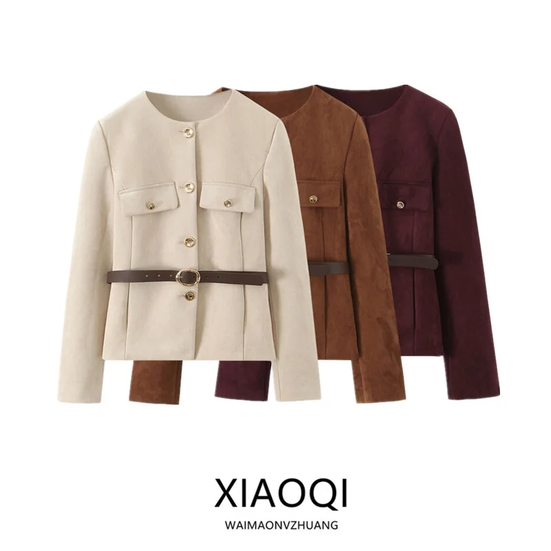 Autumn 2025 New Women's Velvet Texture Suit Jaet with Belt Commute Sle Long Sve round Ne Button Closure Ladies Coat
Autumn 2025 New Women's Velvet Texture Suit Jaet with Belt Commute Sle Long Sve round Ne Button Closure Ladies Coat