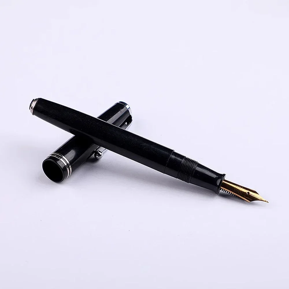 Classical 26 Little Venus Fountain Pen High-end Iridium F Nib Ink Produced in the Late 80's Vintage Writing Ink Pen
Classical 26 Little Venus Fountain Pen High-end Iridium F Nib Ink Produced in the Late 80's Vintage Writing Ink Pen