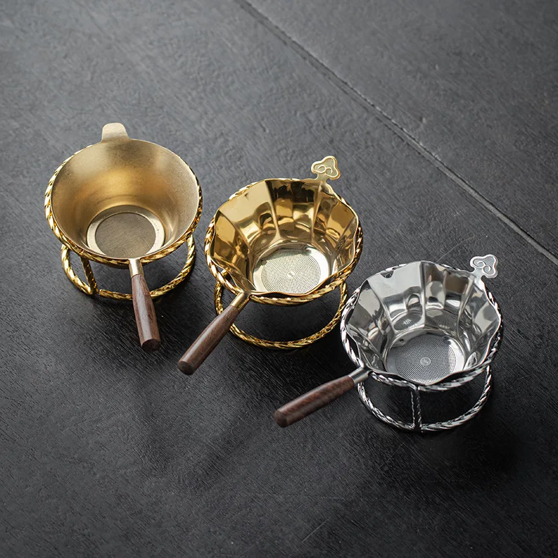 Stainless steel tea strainer, wooden handle tea filter tea set accessories, tea brewing filter, fair cup tea strainer integrated
Stainless steel tea strainer, wooden handle tea filter tea set accessories, tea brewing filter, fair cup tea strainer integrated