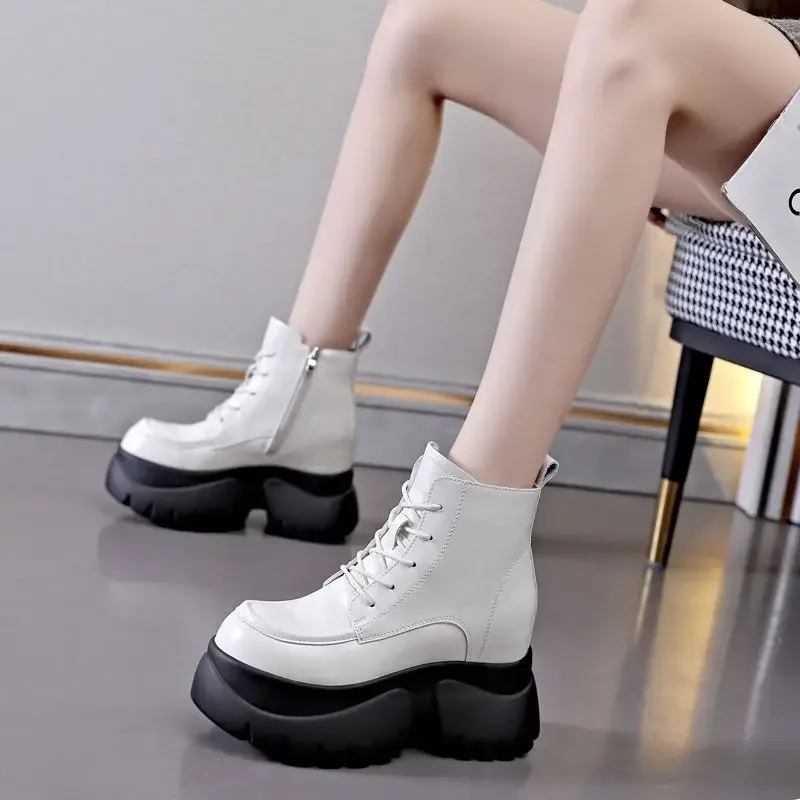Krasovki 10cm Genuine Leather Synthetic Cushioned Spring Ankle Boots Platform Wedge High Heel Autumn Women Spring Durable Shoes
Krasovki 10cm Genuine Leather Synthetic Cushioned Spring Ankle Boots Platform Wedge High Heel Autumn Women Spring Durable Shoes