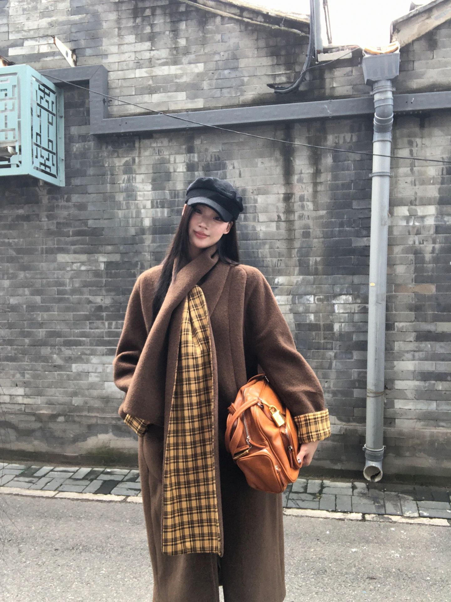 Женское длинное шерстяное пальто G Sle 2025: Новинка зимы, высококачественное, шикарное, красивое, прямого кроя, для повседневной носки
Женское длинное шерстяное пальто G Sle 2025: Новинка зимы, высококачественное, шикарное, красивое, прямого кроя, для повседневной носки