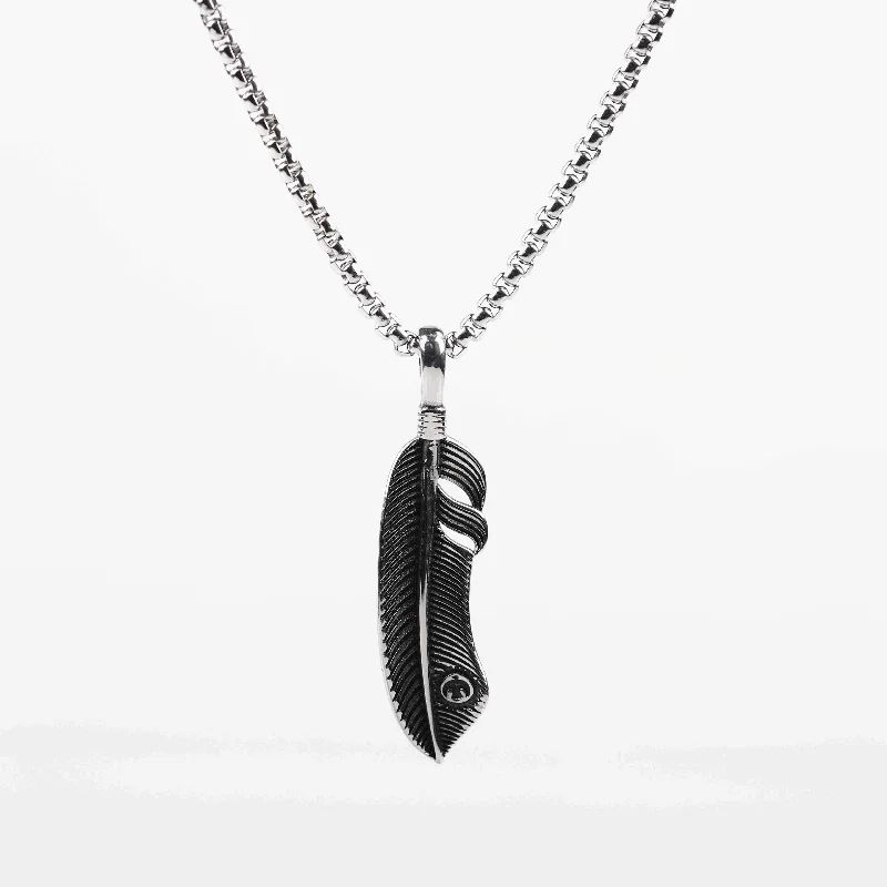 European And American Fashion Free Large Feather Pendant Necklace Trend Personalized Stainless Steel Feather Necklace Jewelry
European And American Fashion Free Large Feather Pendant Necklace Trend Personalized Stainless Steel Feather Necklace Jewelry
