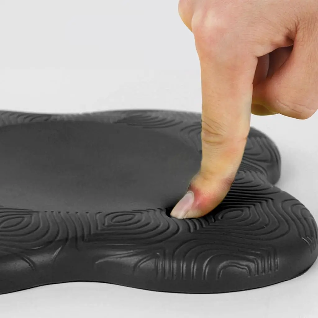 Black PU Yoga Kneeling Mat Extra Thick Knee Support Lightweight Foldable Pad for Yoga Pilates Travel Workout
Black PU Yoga Kneeling Mat Extra Thick Knee Support Lightweight Foldable Pad for Yoga Pilates Travel Workout