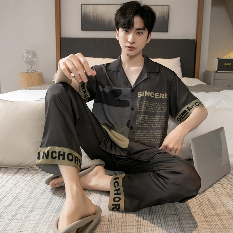 Silk Pajama for Man 2 Piece Pajama for Men Button Long Sleeve Trousers Suit Sleepwear Luxury Large Size Autumn Loungewear Pyjama
Silk Pajama for Man 2 Piece Pajama for Men Button Long Sleeve Trousers Suit Sleepwear Luxury Large Size Autumn Loungewear Pyjama
