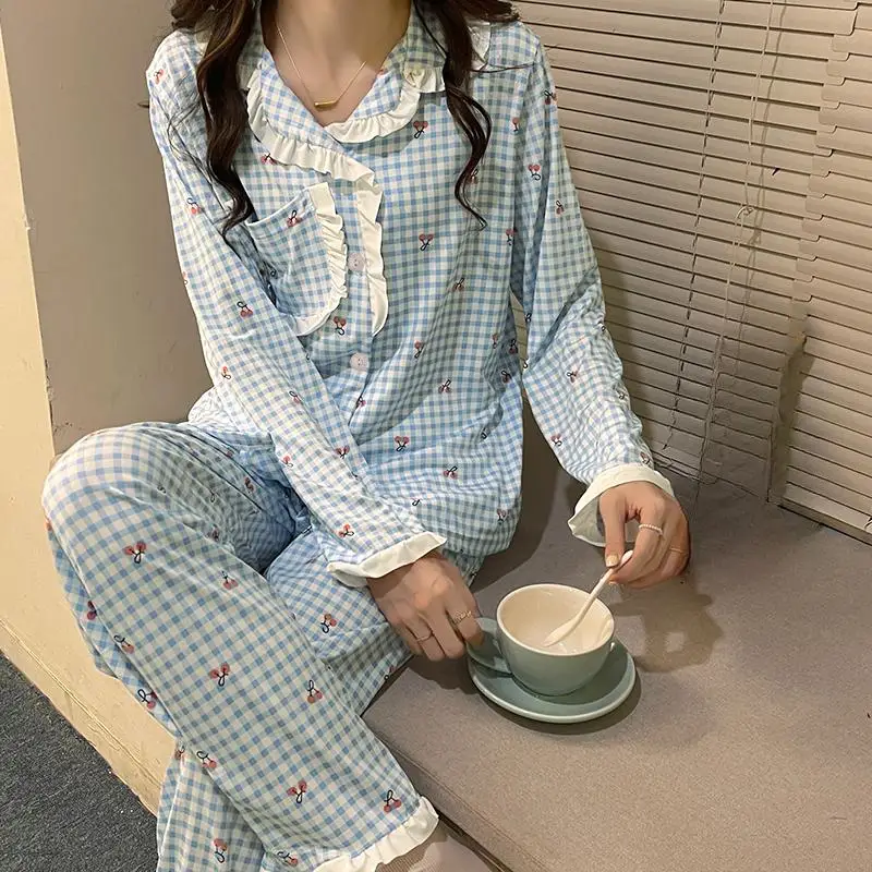 2025 Spring new Women's Pajamas Set Plaid Print Lace splicing Long Sleeve Sleepwear Leisure Nightwear Pyjamas for Women Homewear
2025 Spring new Women's Pajamas Set Plaid Print Lace splicing Long Sleeve Sleepwear Leisure Nightwear Pyjamas for Women Homewear