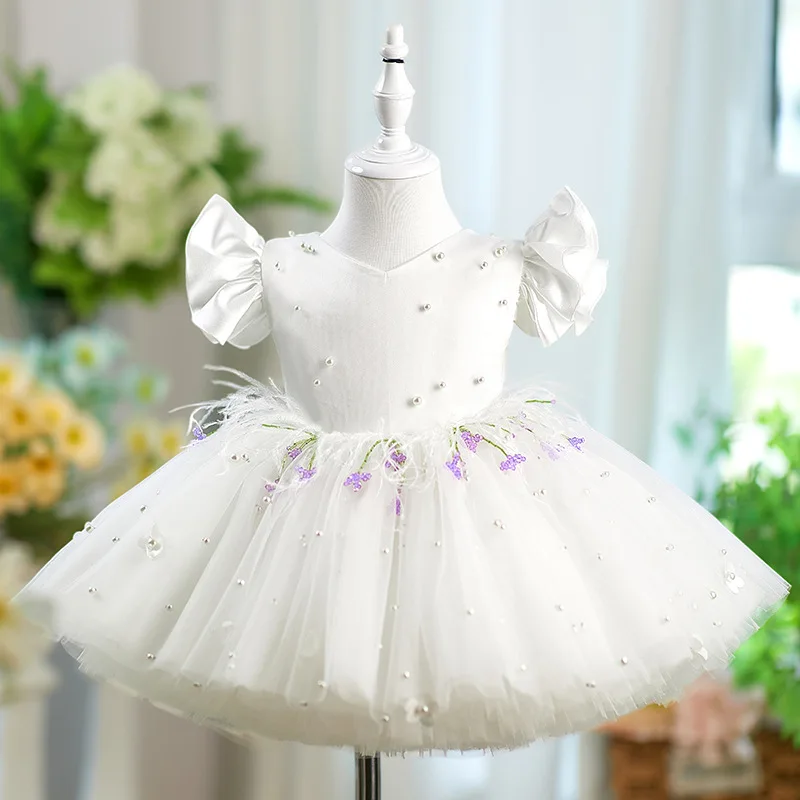 Baby Girls White Tulle Dress Short Sleeve Pearl Feather Floral Little Girl Princess Gown Toddler Formal Dress For Wedding Party
Baby Girls White Tulle Dress Short Sleeve Pearl Feather Floral Little Girl Princess Gown Toddler Formal Dress For Wedding Party