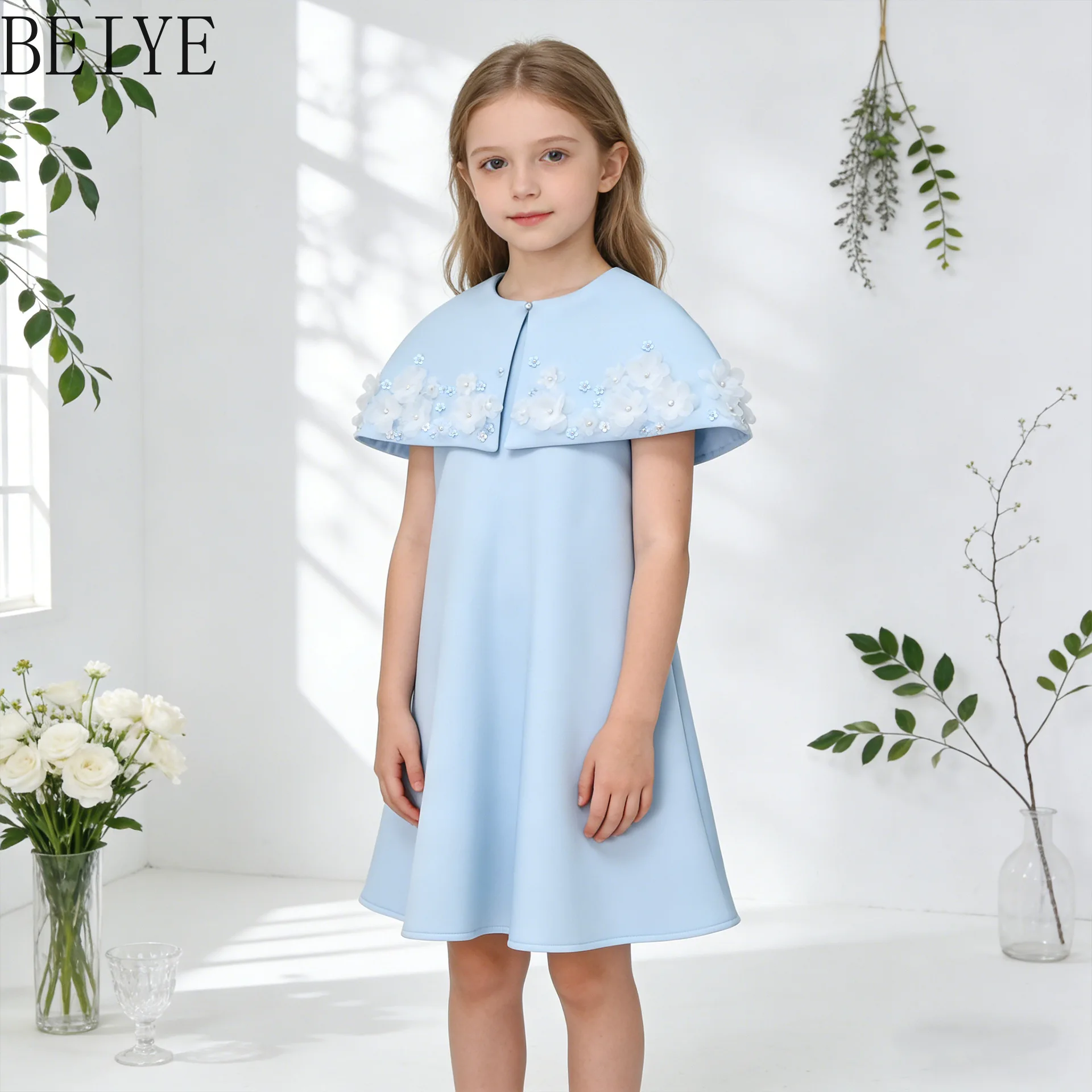 Girls' Light Blue Party Dresses Elegant Stylish Performance Gown Birthday Princess Dress for Kids with Shawl and Cake
Girls' Light Blue Party Dresses Elegant Stylish Performance Gown Birthday Princess Dress for Kids with Shawl and Cake