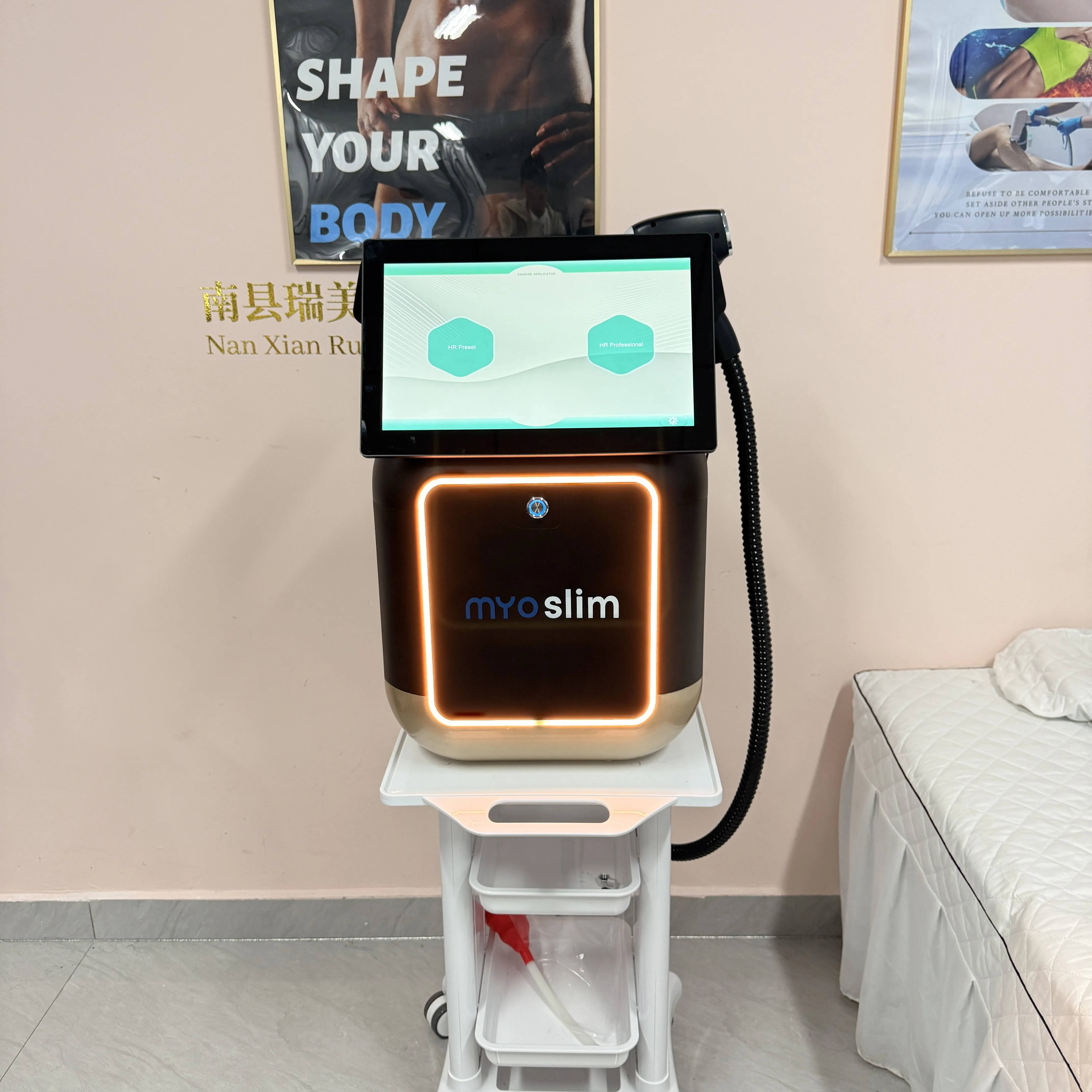 FAC 808 Diode Laser Permanent Painless Hair Removal Picosecond Laser Tattoo Removal MachineProfessional 4 Wave 10Bars 5000W
FAC 808 Diode Laser Permanent Painless Hair Removal Picosecond Laser Tattoo Removal MachineProfessional 4 Wave 10Bars 5000W