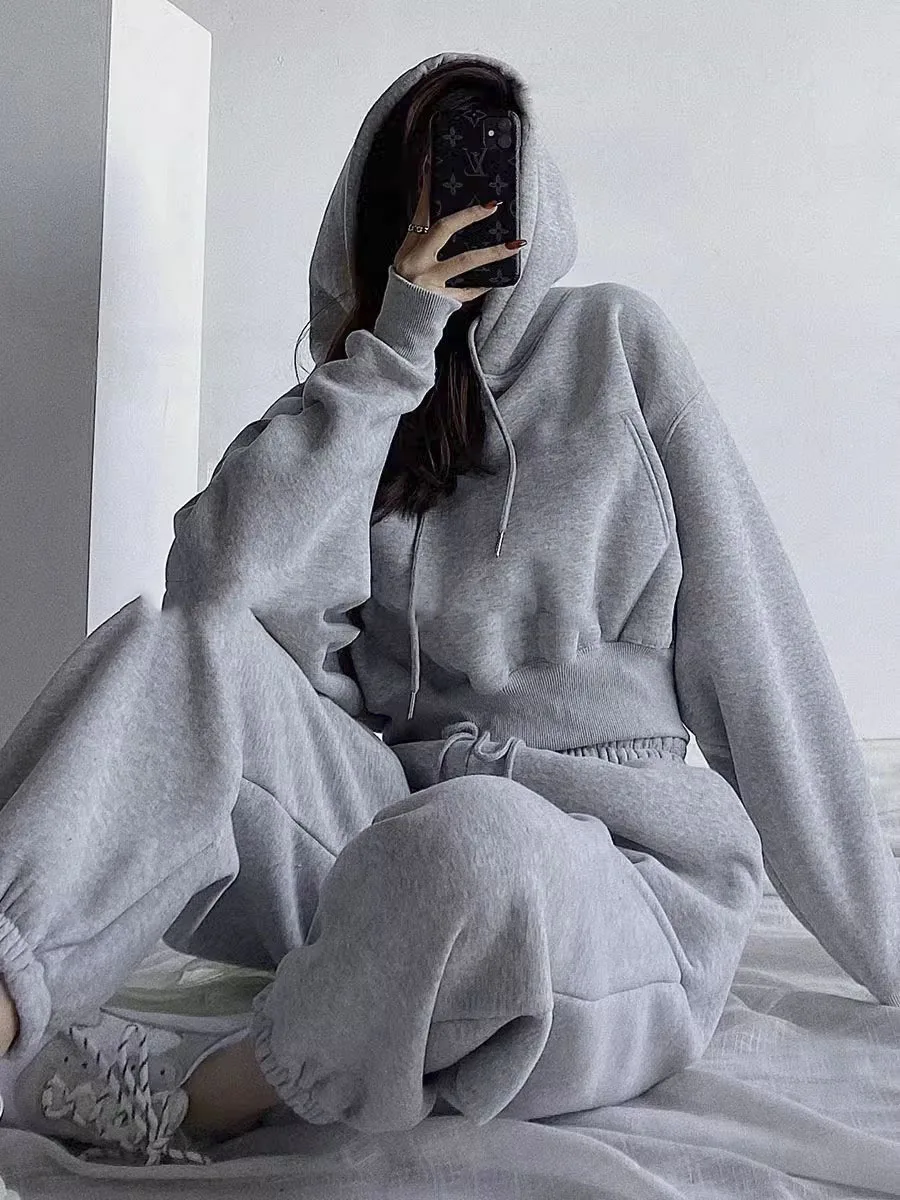 American Loose Bat Sleeve Hoodie Women Fashion High Waist Bigh Pullover Sweatshirt Korean Women Short Thick Warm Tops
American Loose Bat Sleeve Hoodie Women Fashion High Waist Bigh Pullover Sweatshirt Korean Women Short Thick Warm Tops
