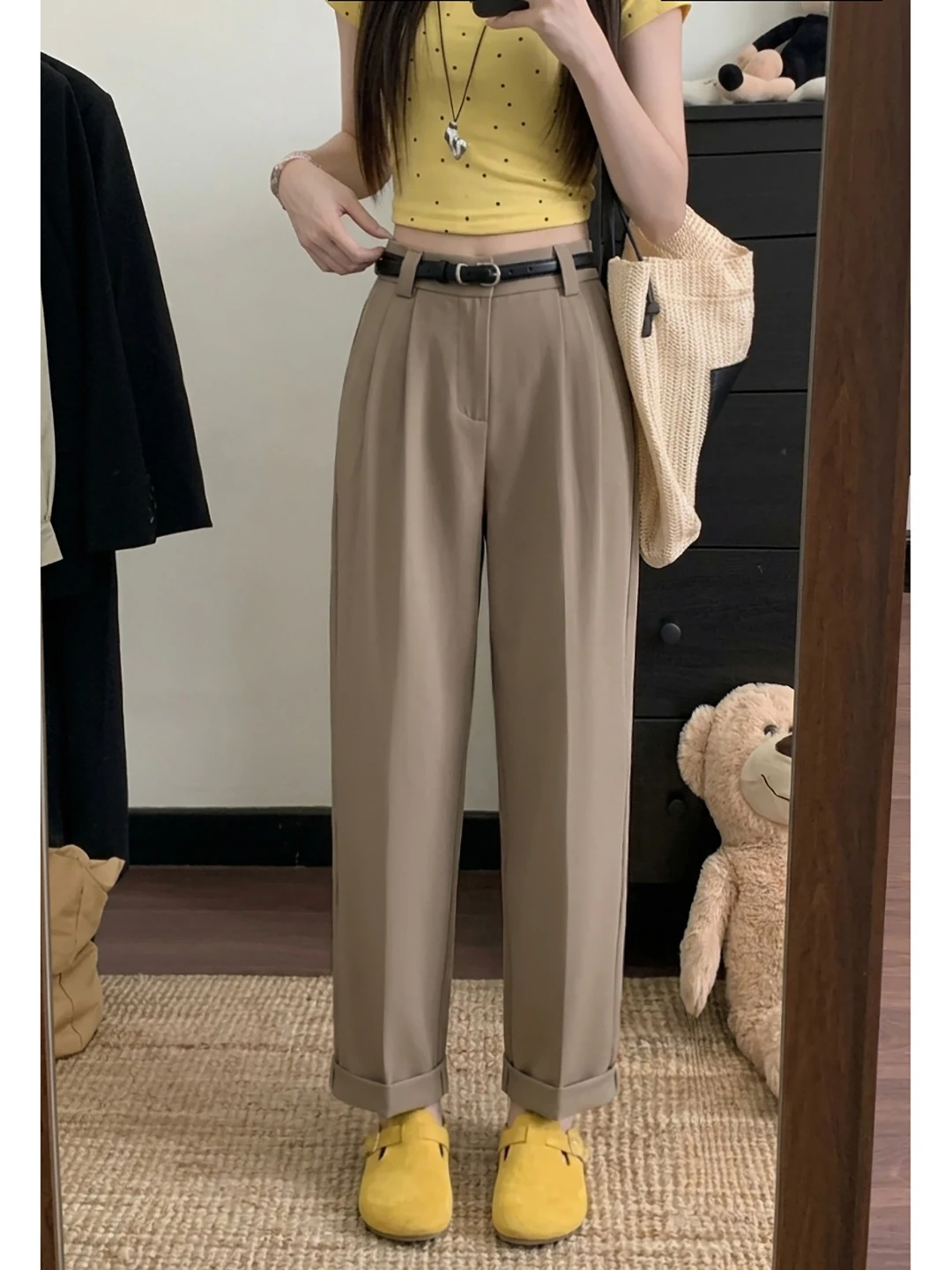 Trendy Pure Color Elastic Waist Suit Pants Korean Style Slim Fit Casual Trousers High Waist Loose Fit Summer Fashion Women's ...
Trendy Pure Color Elastic Waist Suit Pants Korean Style Slim Fit Casual Trousers High Waist Loose Fit Summer Fashion Women's ...