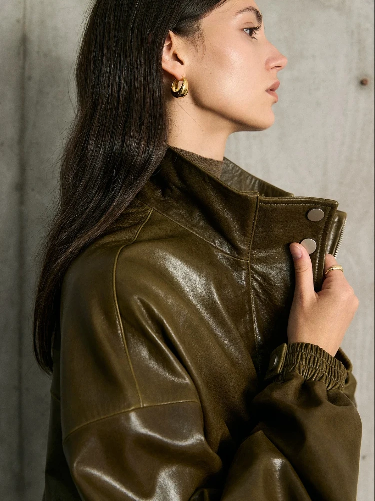 High Quality Sheepskin Jacket Women Retro Vogue Two-color Oil Wax Bat Sleeve Leather Coat Short Genuine Leather Jacket Woman
High Quality Sheepskin Jacket Women Retro Vogue Two-color Oil Wax Bat Sleeve Leather Coat Short Genuine Leather Jacket Woman