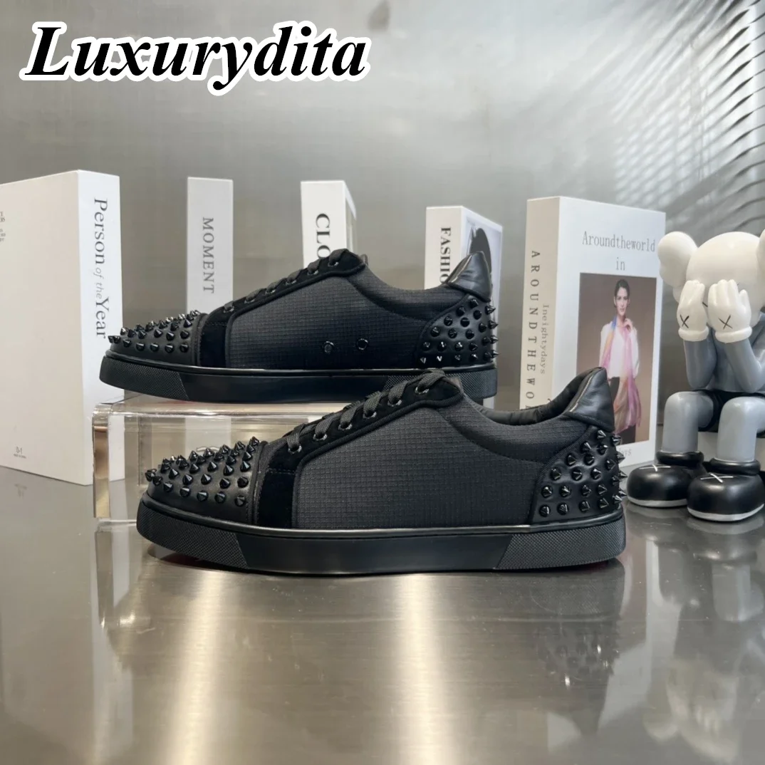 Top Quality Womens Trendy Casual Sneakers Luxury Mens Real Leather Tennis Shoes Designr Red Sole Tide Lovers Rivet Shoes HJ1220
Top Quality Womens Trendy Casual Sneakers Luxury Mens Real Leather Tennis Shoes Designr Red Sole Tide Lovers Rivet Shoes HJ1220