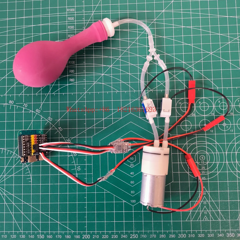 Simulated breathing balloon Programming control Vacuum pump Solenoid valve Inflatable suction wave airbag
Simulated breathing balloon Programming control Vacuum pump Solenoid valve Inflatable suction wave airbag