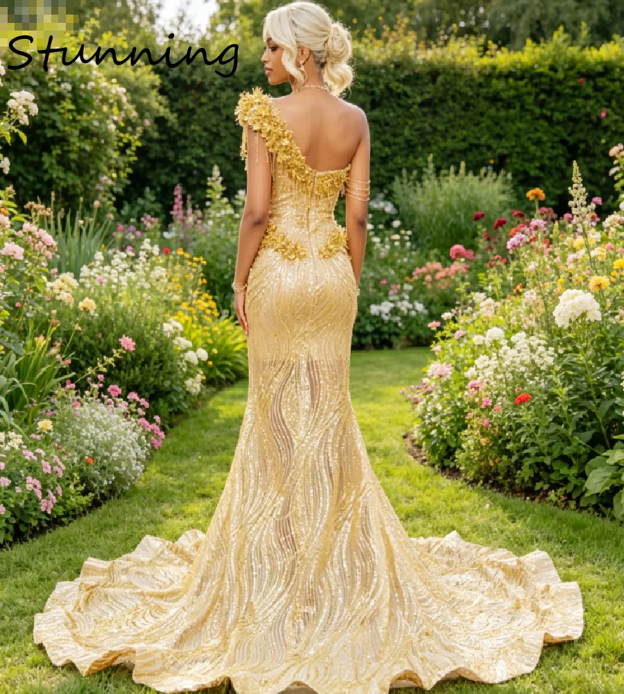 Gold Luxury Beaded Mermaid Prom Dress 2026 One Shoulder Fringe Formal Gown with 3D Floral Appliques African Nigeria Birthday
Gold Luxury Beaded Mermaid Prom Dress 2026 One Shoulder Fringe Formal Gown with 3D Floral Appliques African Nigeria Birthday